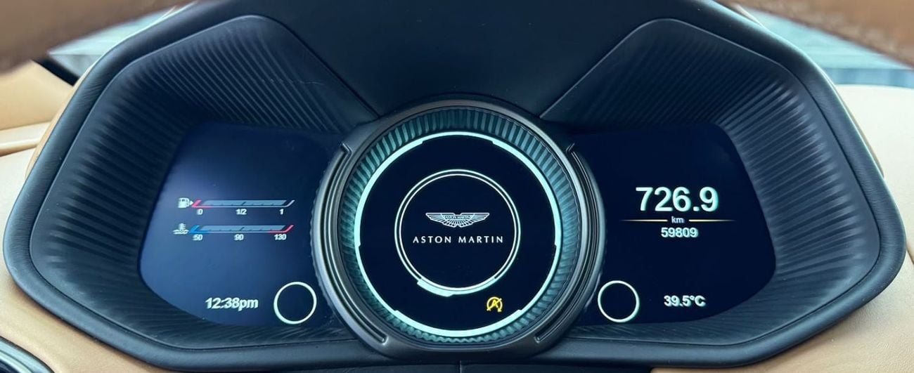 أستون مارتن DB11 STANDARD