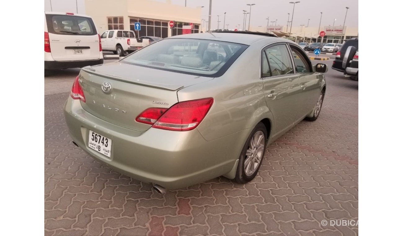 Toyota Avalon