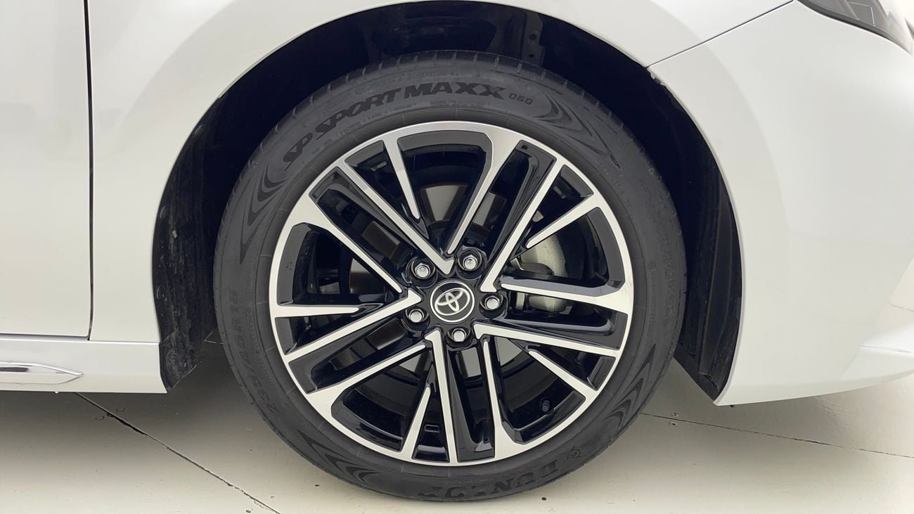 Toyota Camry 2025 GLE | AED 1664/Month | 0 DP | 30 Day Return | Warranty | Service History