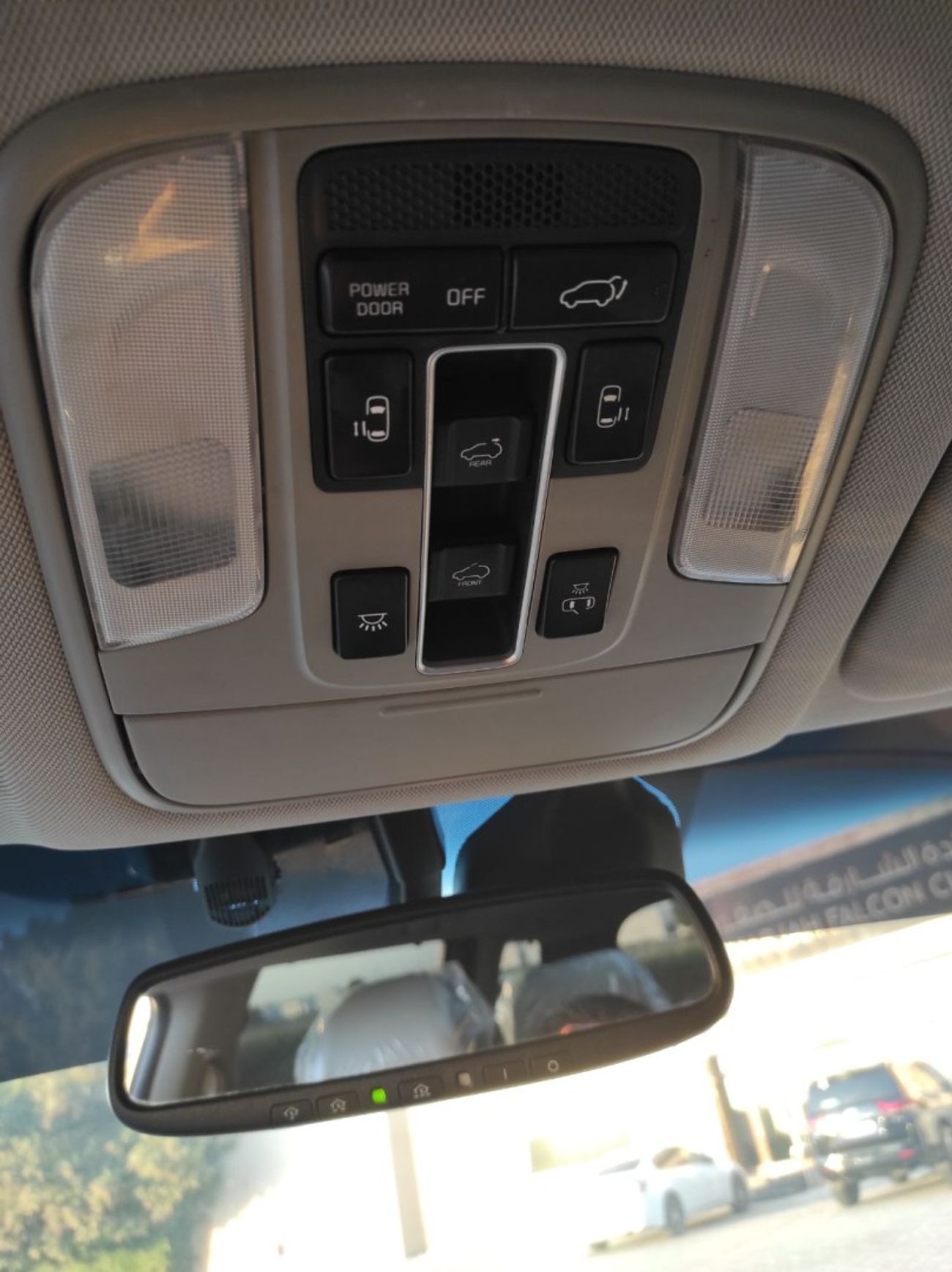 Kia Sedona Kia Sedona 2015 7 seater full options no1