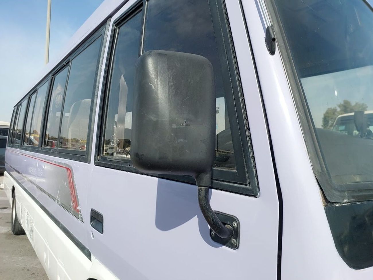 ميتسوبيشي روزا MITSUBISHI ROSA BUS RHD 1995 MODEL 3.9 L DIESEL AUTOMATIC(PM40299)