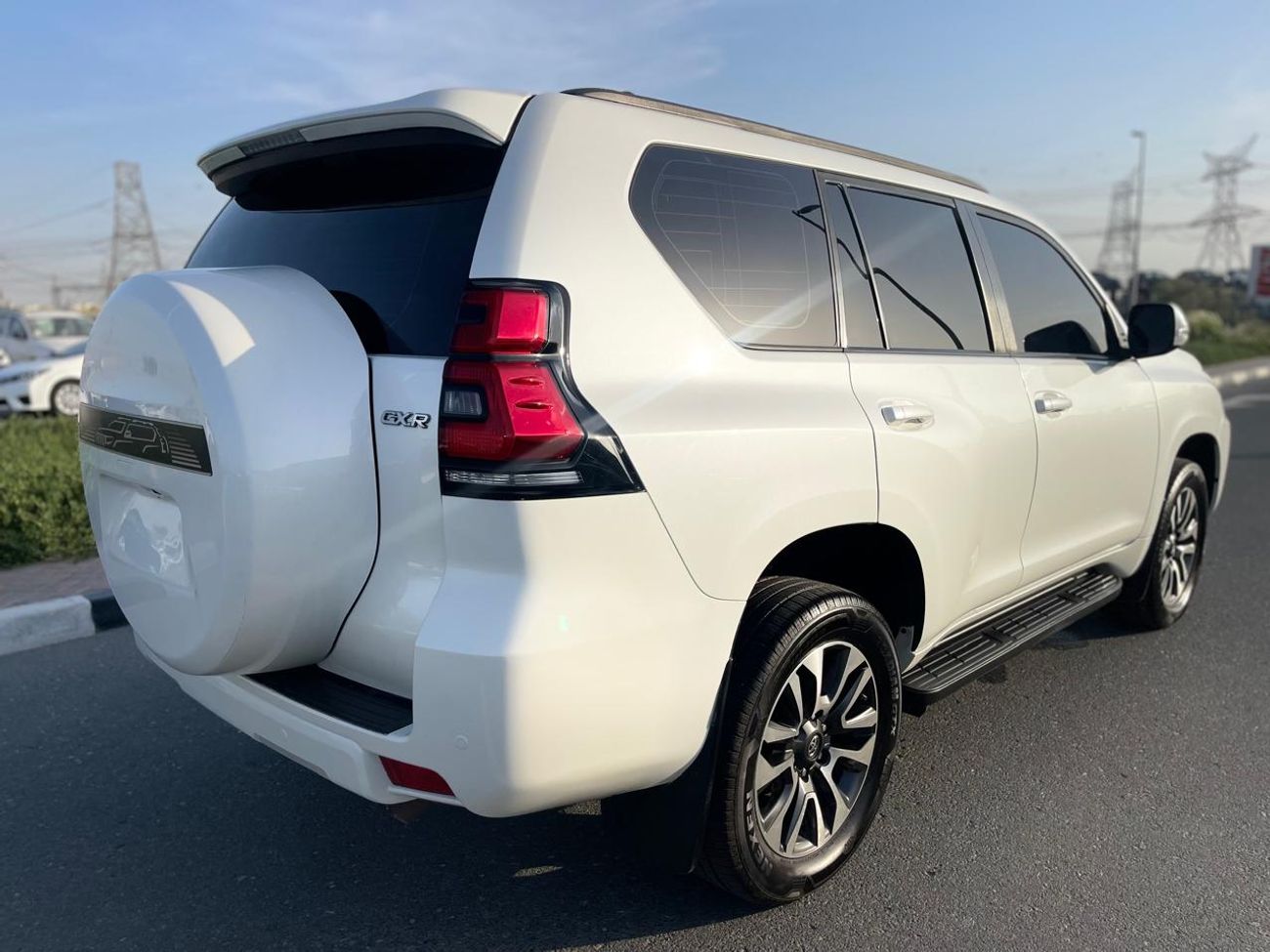 Toyota Prado GXR TOYOTA LAND CRUISER PRADO 2022 V6 4WD AT PETROL = LEFT HAND