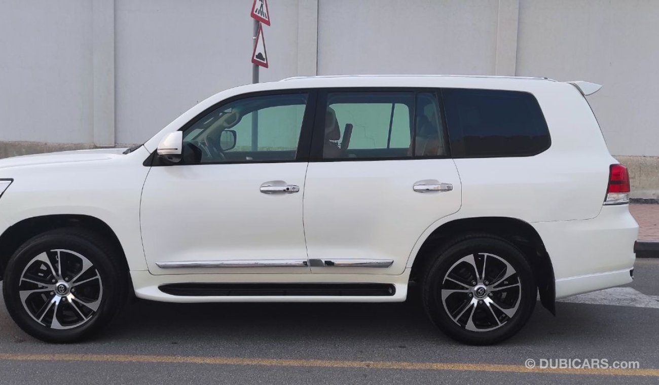 Toyota Land Cruiser V8 VX.R upgrade 2021