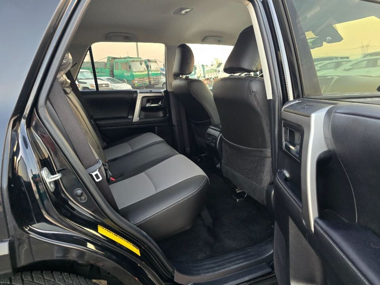 تويوتا Runner4 2022 Model 4x4 , Push button and leather seats