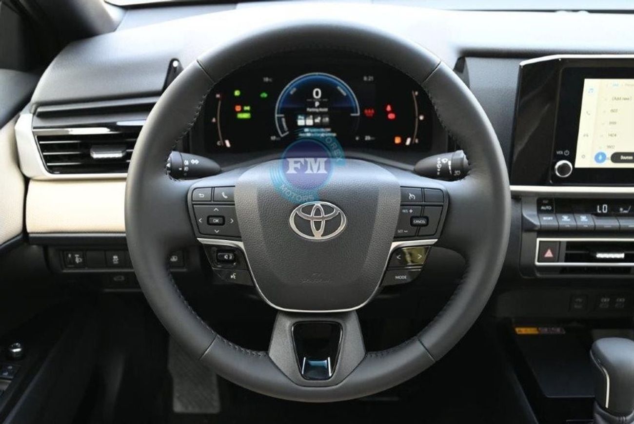 تويوتا كامري LE Hybrid 2.5L Automatic