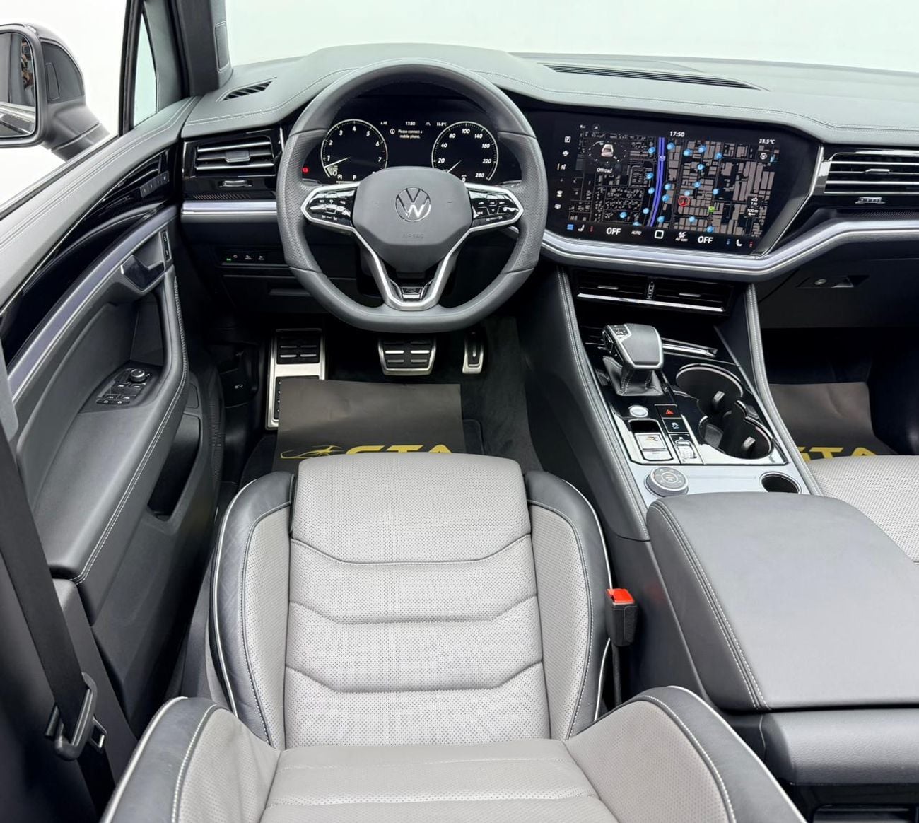فولكس واجن طوارق  2024 Volkswagen Touareg, 2029 VW Warranty + Service Pack, Full VW Service History, GCC
