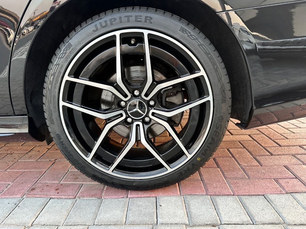 مرسيدس بنز E 250 خاليه من الحوادث