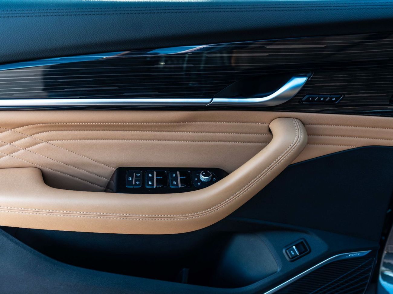 جيلي مونجارو GF 2.0T 4WD