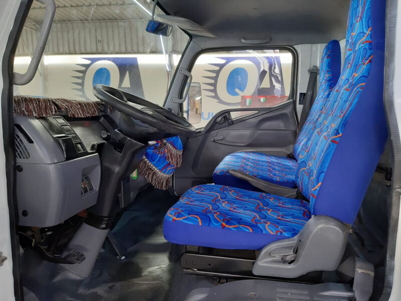 Mitsubishi Fuso Canter DIESEL / 3 TON / SHORT CHASSIS (LOT # 5307)