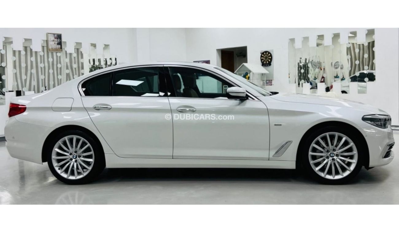 BMW 530i GCC .. FSH .. Original Paint .. Luxury Line .. Perfect Condition