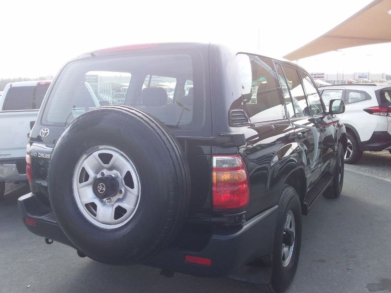 تويوتا لاند كروزر تويوتا لاندكروزر ٢٠٠٠ جي سي سي