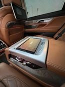 BMW 740i