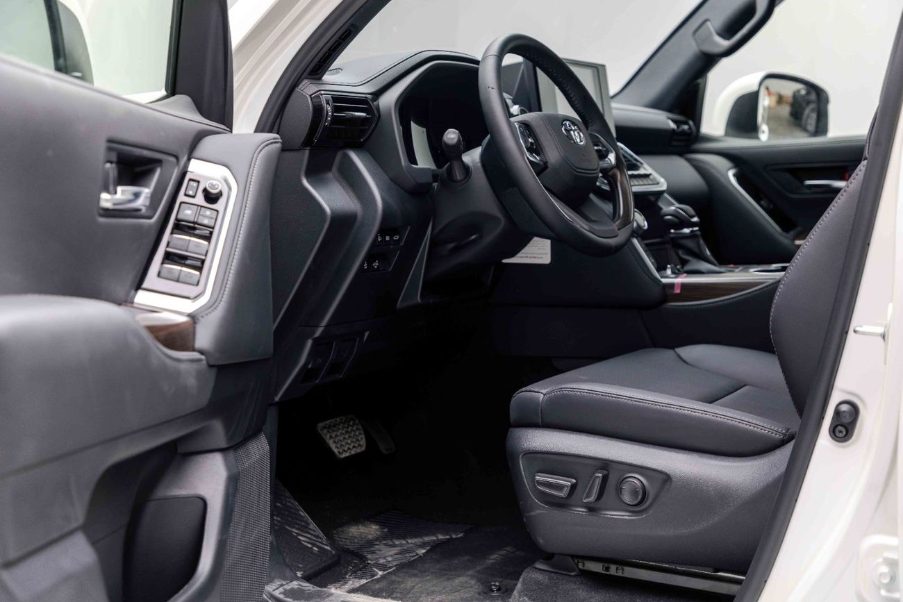 Toyota Land Cruiser GX 4.0L - White Pearl Inside Black | Export Only