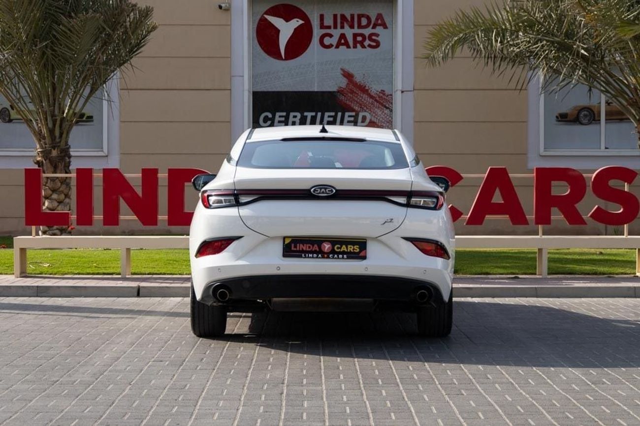 JAC J7 JAC J7 2023 GCC under Warranty with Flexible Down-Payment.