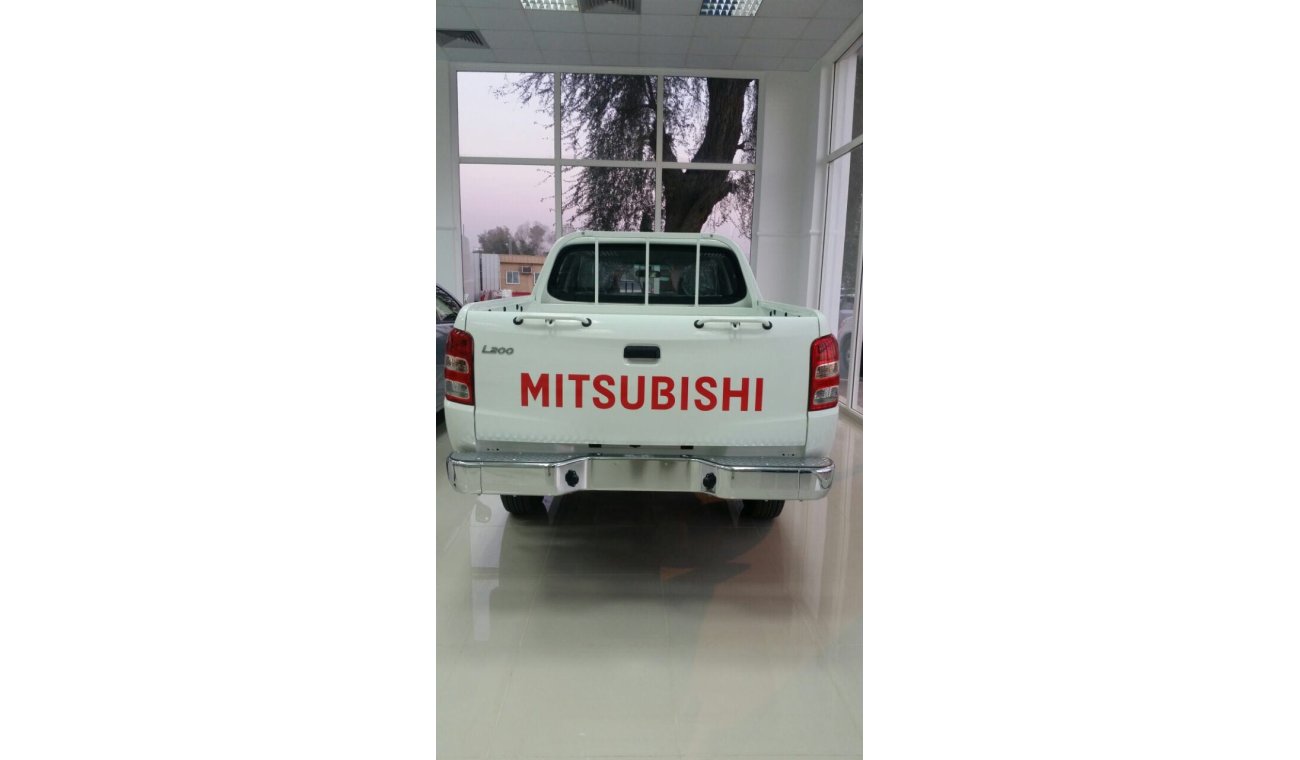 Mitsubishi L200 petrol 4x4