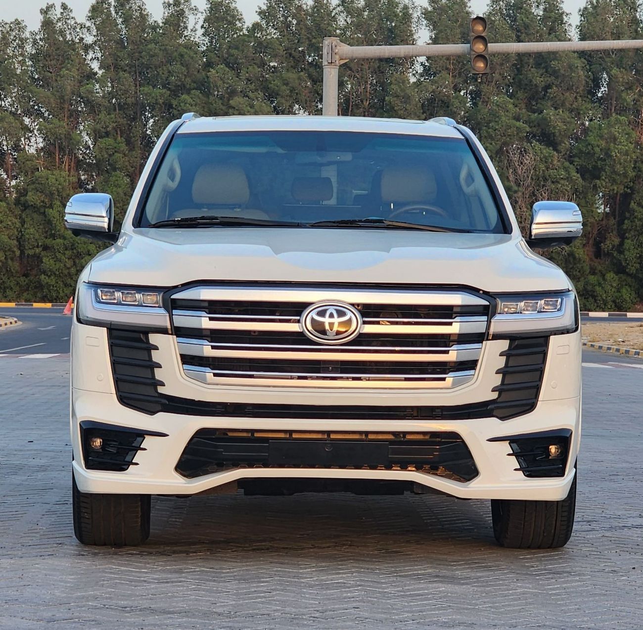 تويوتا لاند كروزر GX.R V6 upgrade 2023