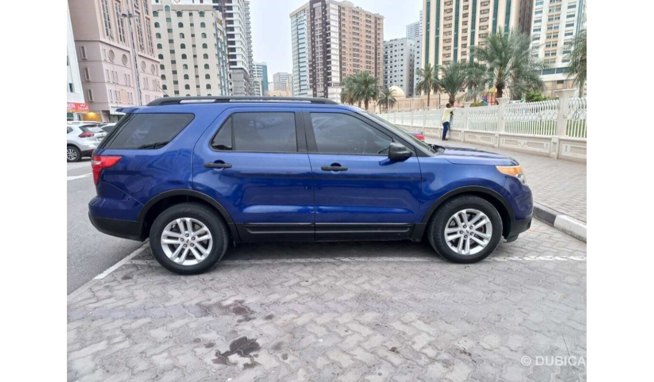 Ford Explorer Standard