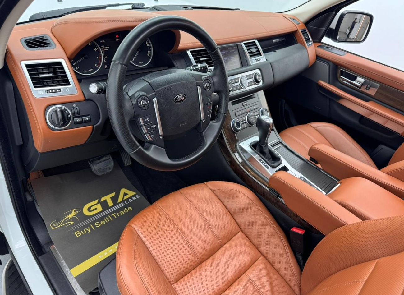 Land Rover Range Rover Sport 2013 Range Rover Sport HSE, Range Rover Service History, Excellent Condition, GCC