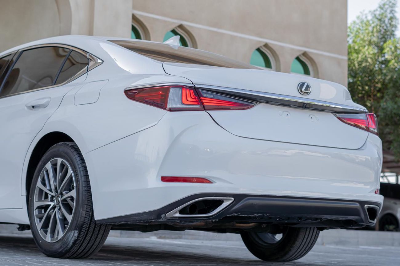 Lexus ES350 Premier 3.5L