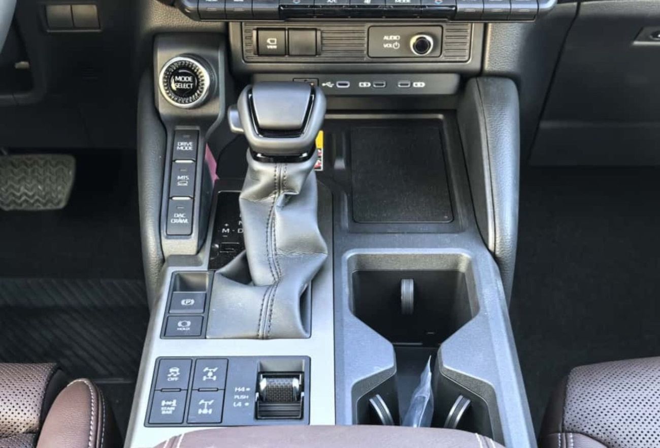 تويوتا برادو GXR 2025 TOYOTA PRADO 2.4L PETROL ADVENTURE FULL OPTION
