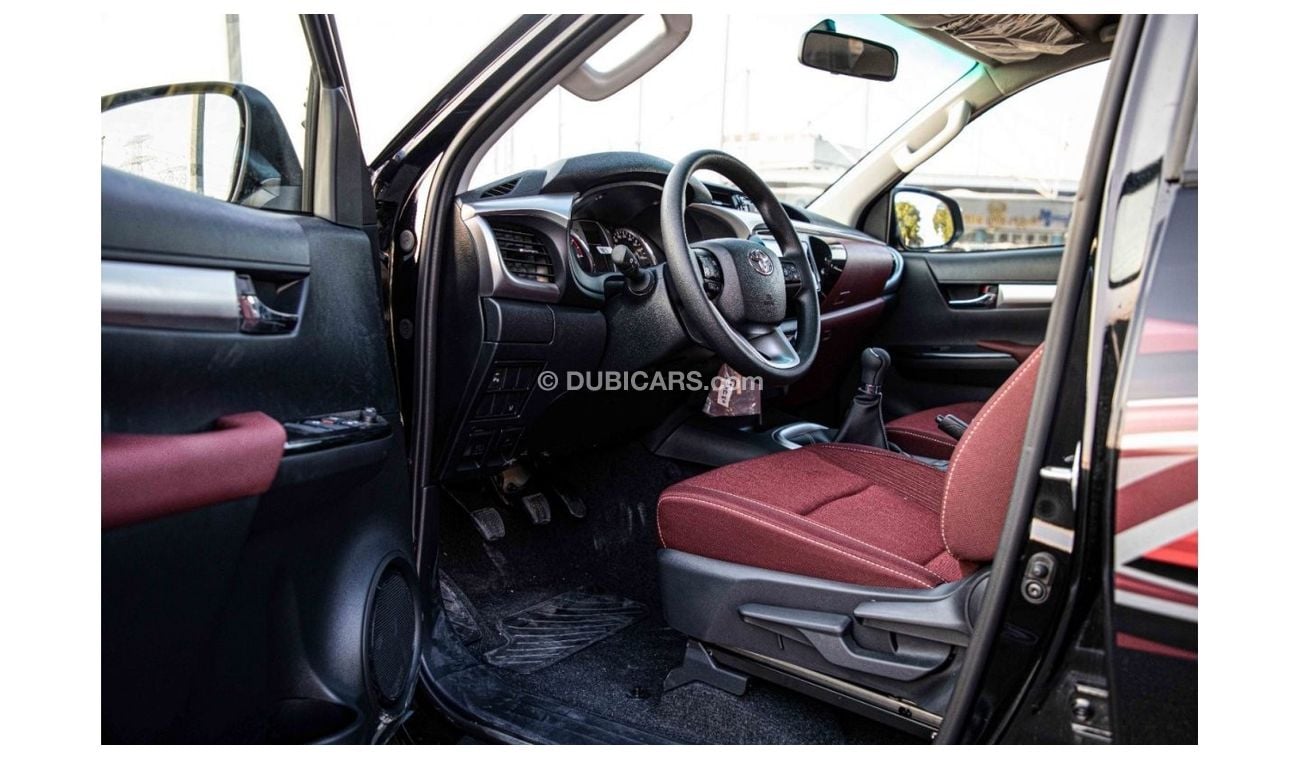 تويوتا هيلوكس 2023 Toyota Hilux 4x4 DC 2.8 D MT SR5 - Export Only