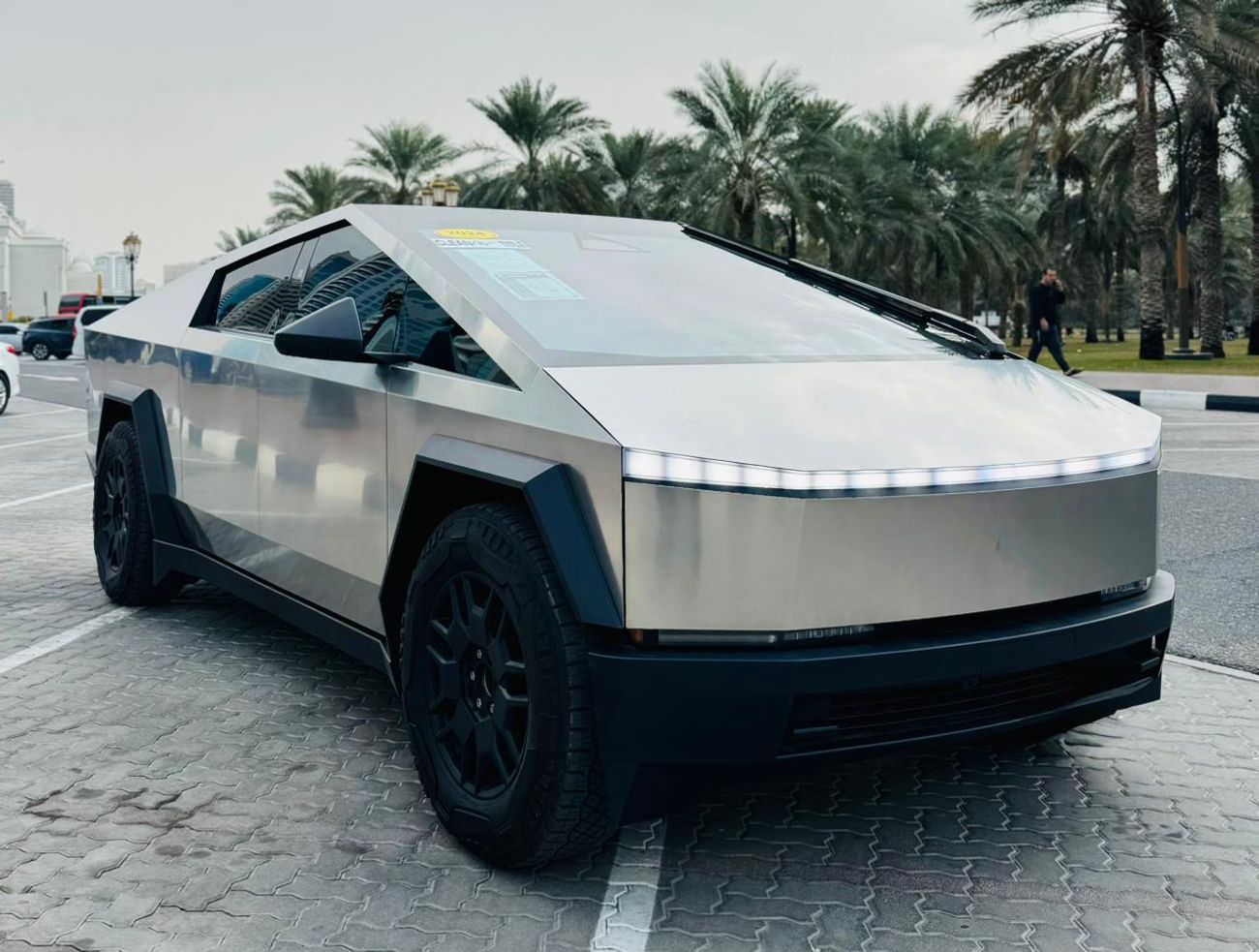 Tesla Cybertruck Cyberbeast