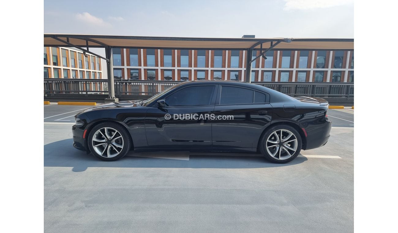 Dodge Charger 5.7 litre V8 Hemi
