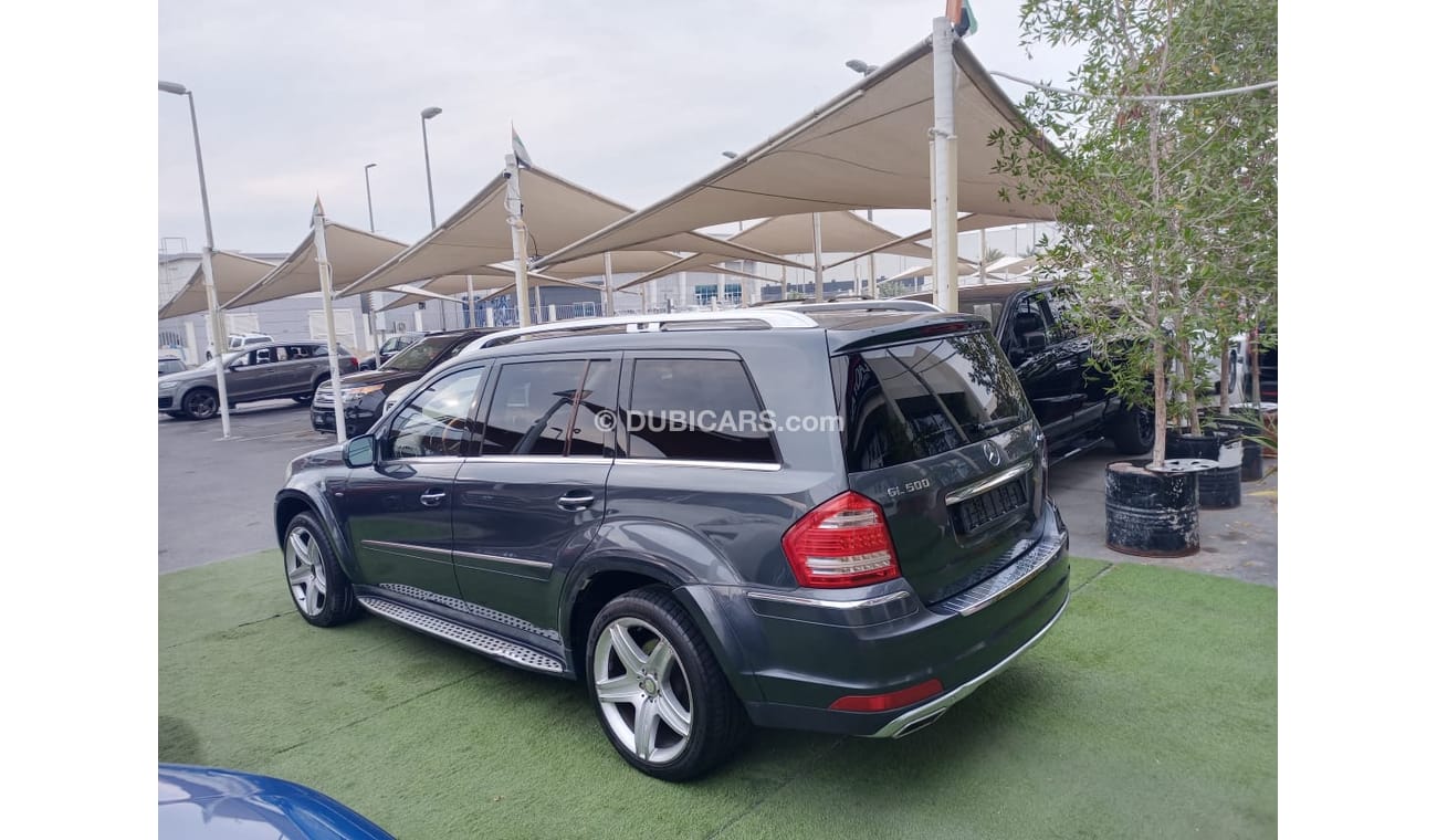 Mercedes-Benz GL 500 Leather, 2010 model, panorama, cruise control, sensor wheels, in excellent condition