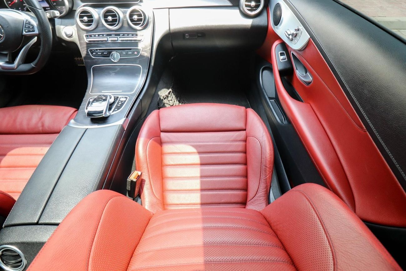 Mercedes-Benz C 300 C205