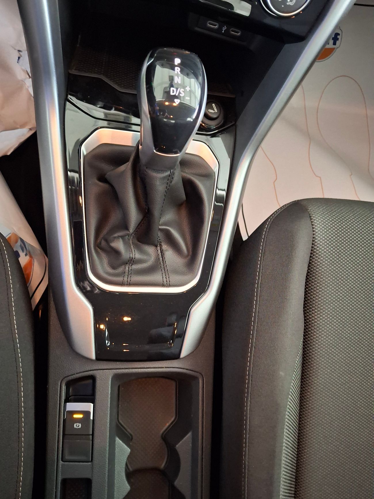 Volkswagen T ROC LIFE 1.4 | Zero Down Payment | Home Test Drive