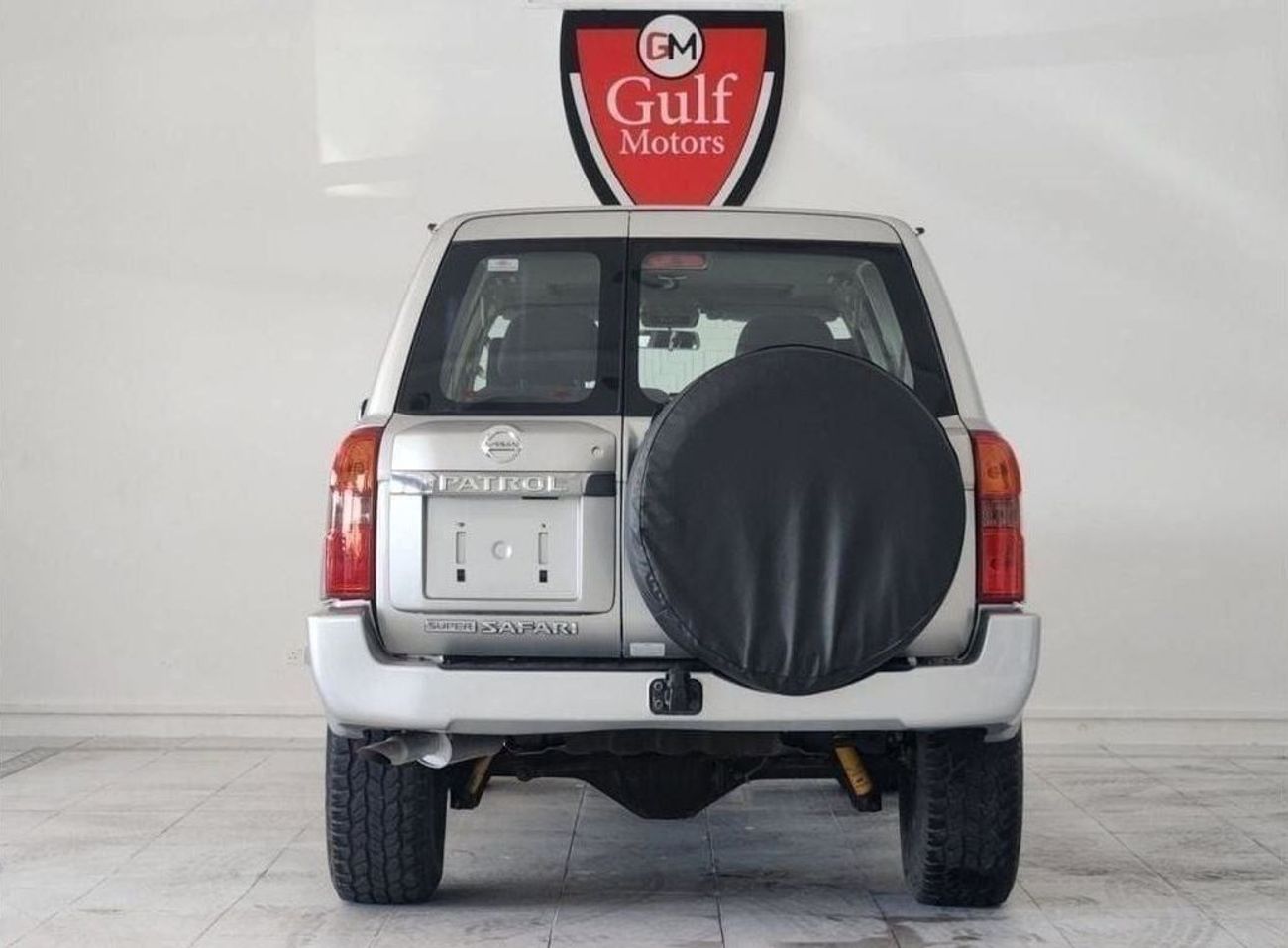 نيسان باترول سوبر سفاري Manual transmission - original paint