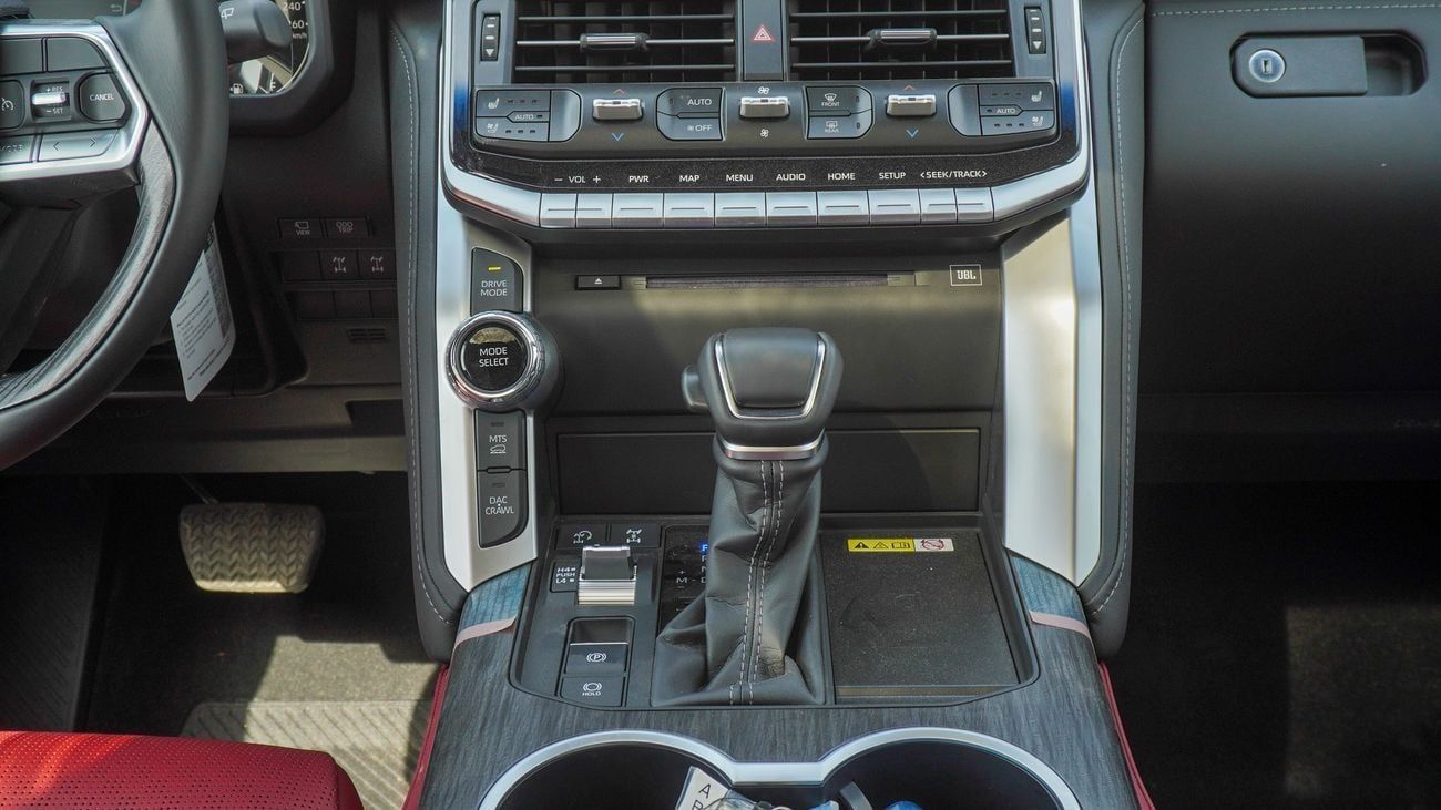 تويوتا لاند كروزر GR SPORT