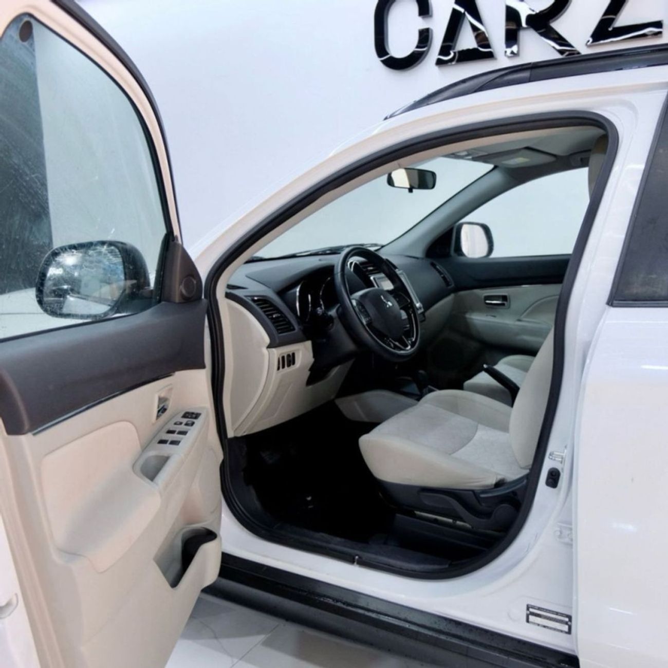 ميتسوبيشي ASX Low 2.0L FWD