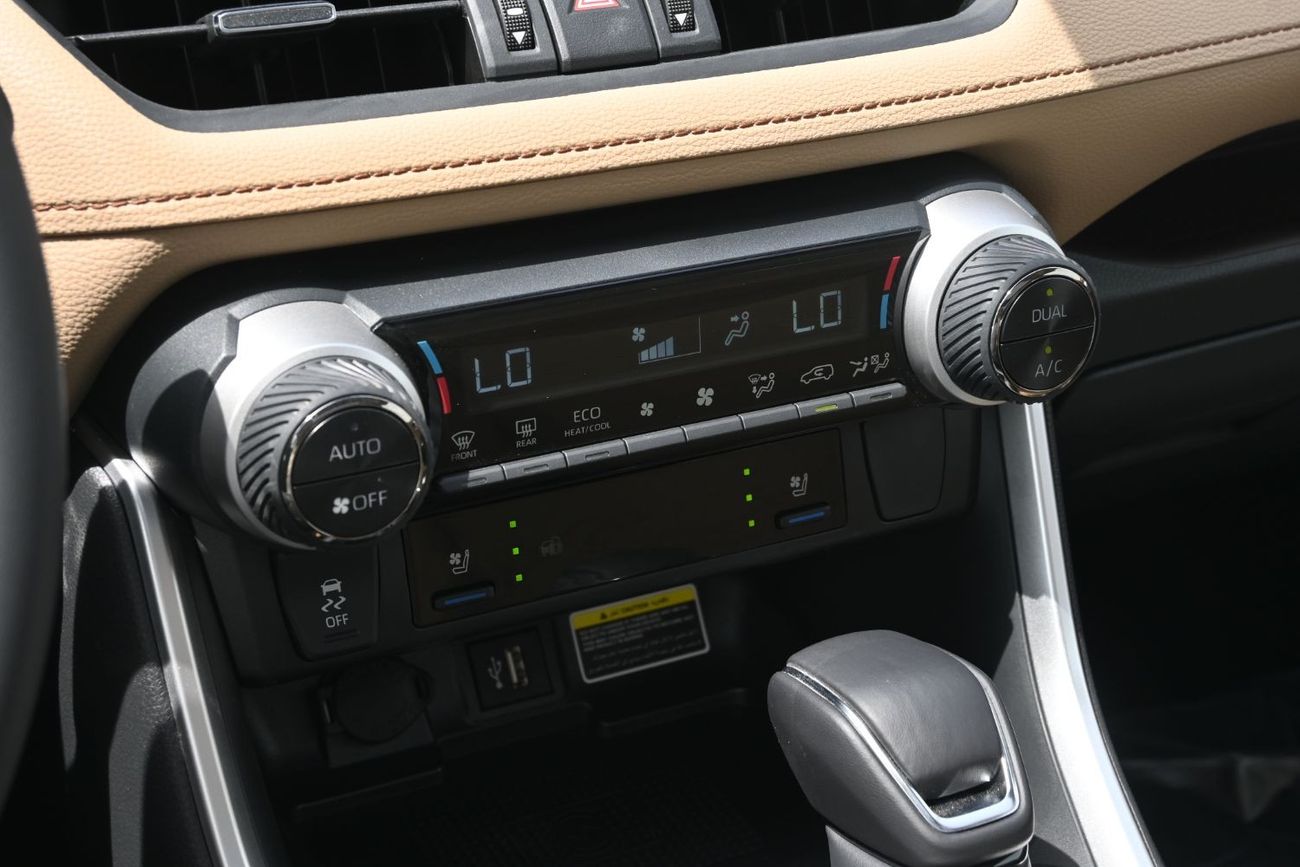 Toyota RAV4 Toyota RAV4 Limited 2.5L Hybrid, AWD, Model 2025 Color Silver