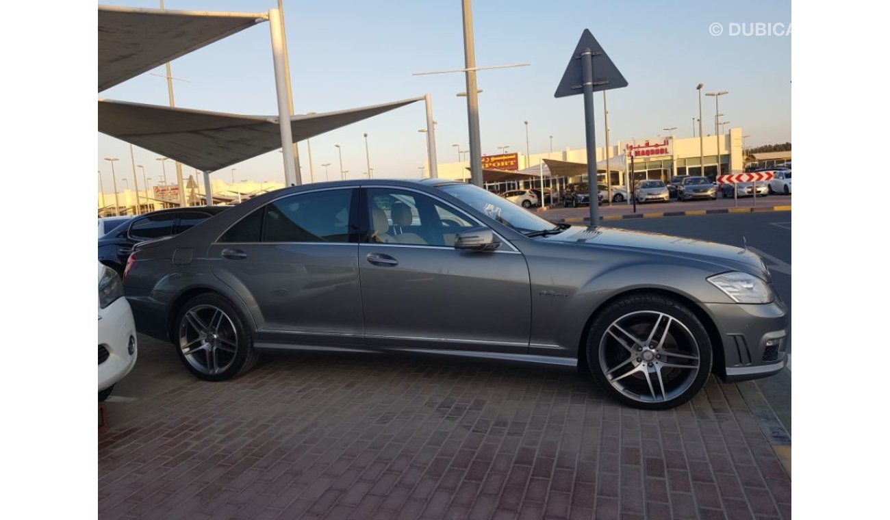 Mercedes-Benz S 500 Car good no accident and no any problem mechanical