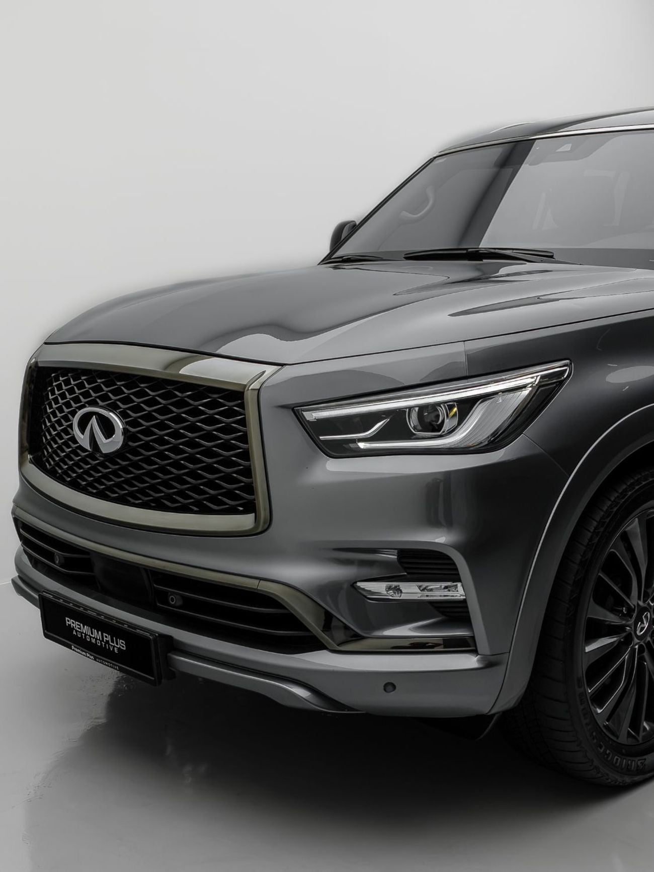 إنفينيتي QX80 LUXE SENSORY PROACTIVE