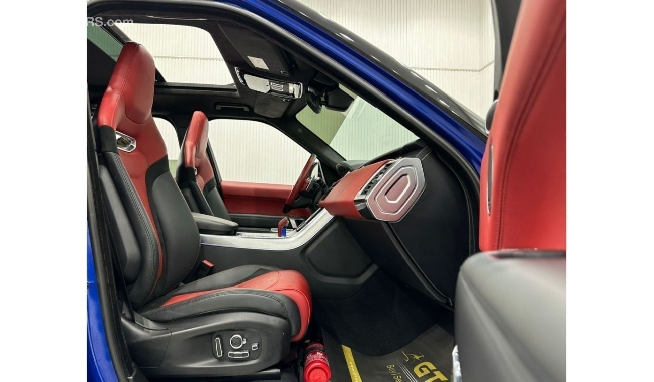 Land Rover Range Rover Sport *Like New* 2020 Range Rover SVR, Oct 2024 Range Rover Warranty + Service Contract, Low Kms, GCC Spec