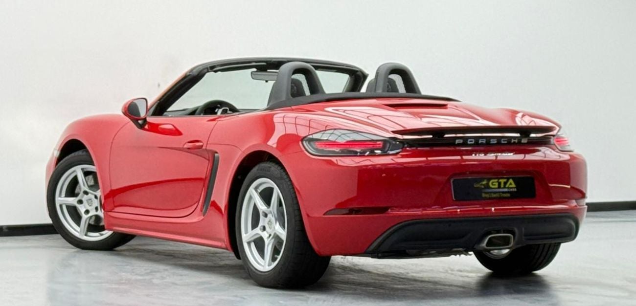 بورش بوكستر 718 Std 2.0L A/T 2025 Porsche 718 Boxster ,Al Nabooda Warranty+Full service history ,GCC