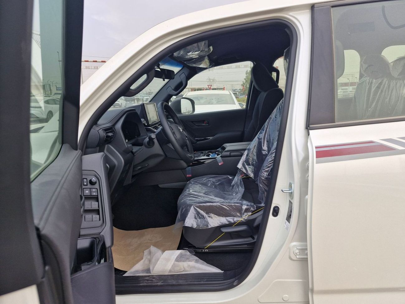 تويوتا لاند كروزر 2026 TOYOTA LC300 GX 4.0L BRAND NEW 0KM