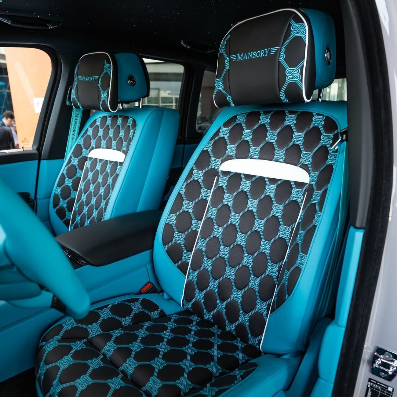 رولز رويس كولينان  2025 ROLLS ROYCE CULLINAN MANSORY BRAND NEW