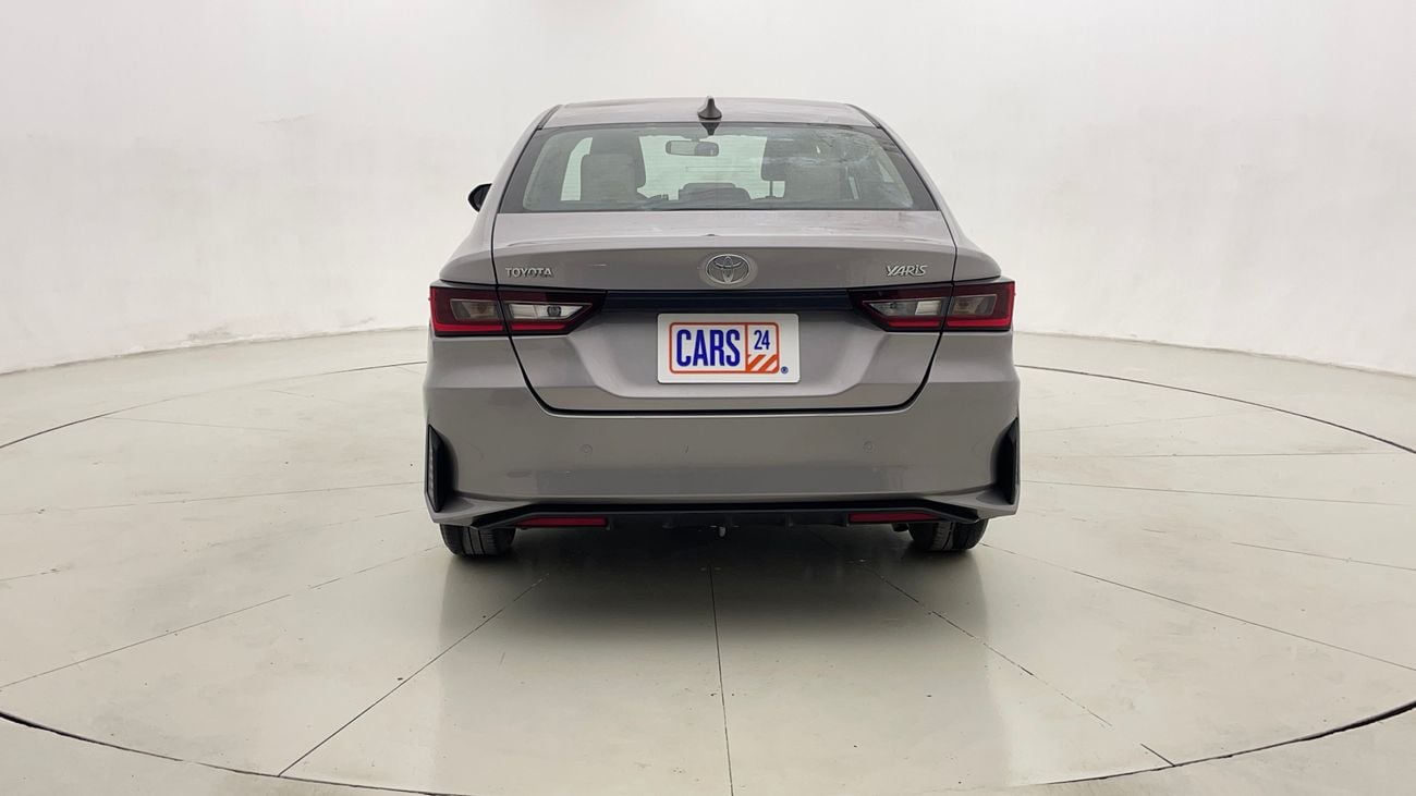 تويوتا يارس E 1.5 | بدون دفعة مقدمة | اختبار القيادة في المنزل