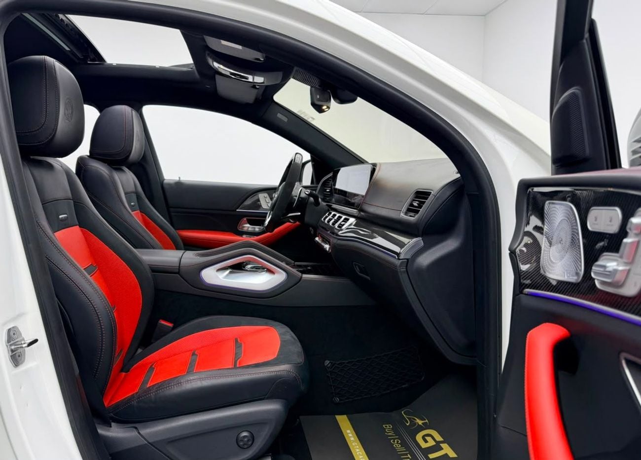 Mercedes Benz GLE 63 AMG S 2021 Mercedes Benz GLE 63 Coupe, Warranty, Carbon Fiber Interior, Excellent Condition, GCC