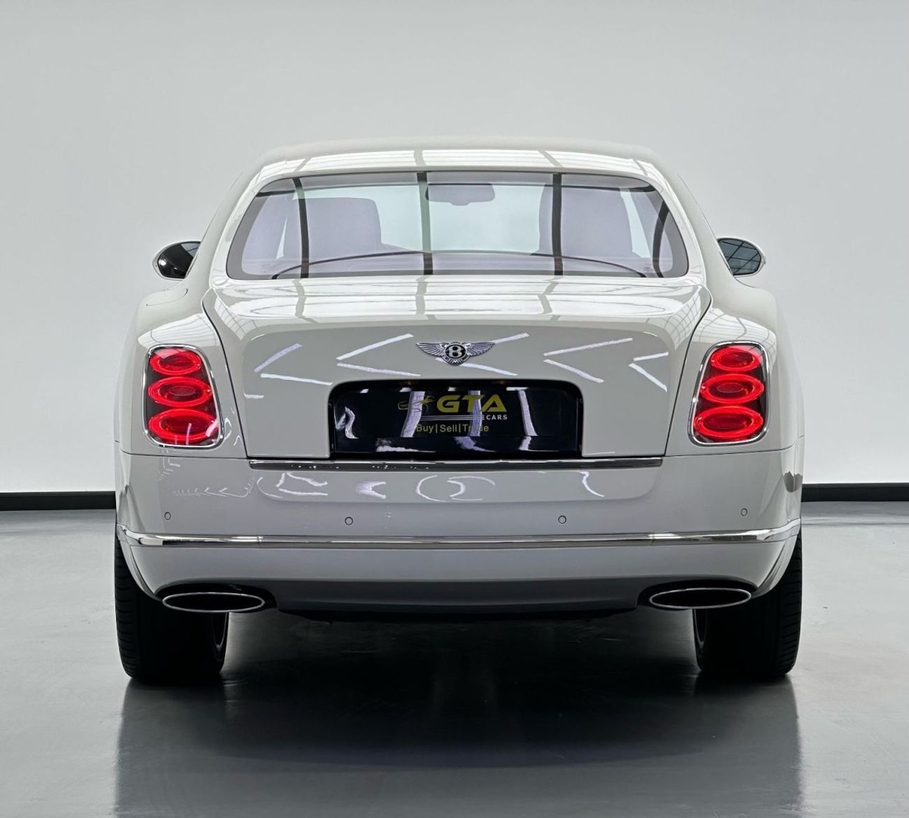 Bentley Mulsanne Speed V8 2016 Bentley Mulsanne Speed, Bentley Service History, Full Options, Very Low Kms, GCC