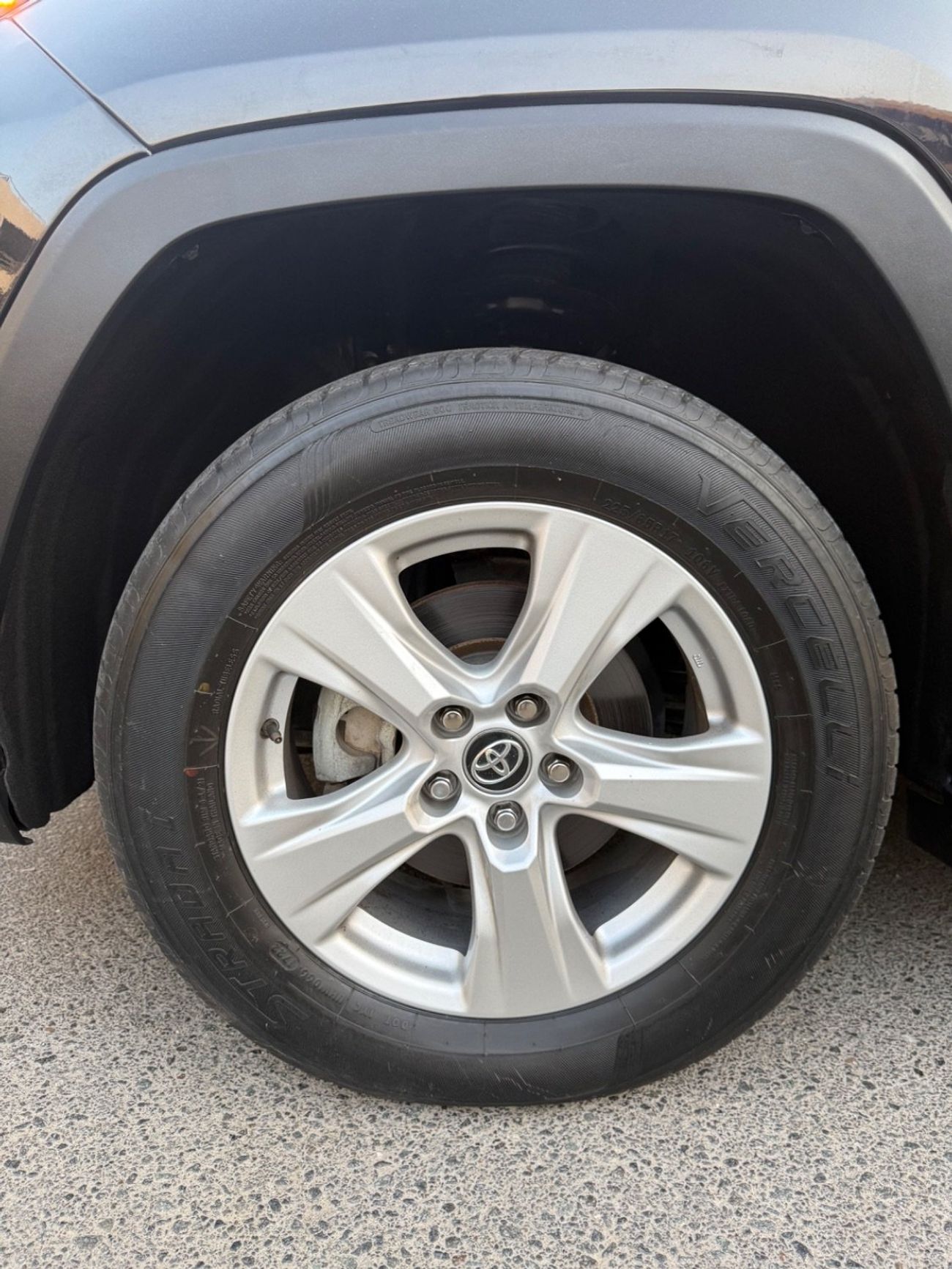 تويوتا راف ٤ 2021 XLE PUSH START AWD 2.5 USA SPEC