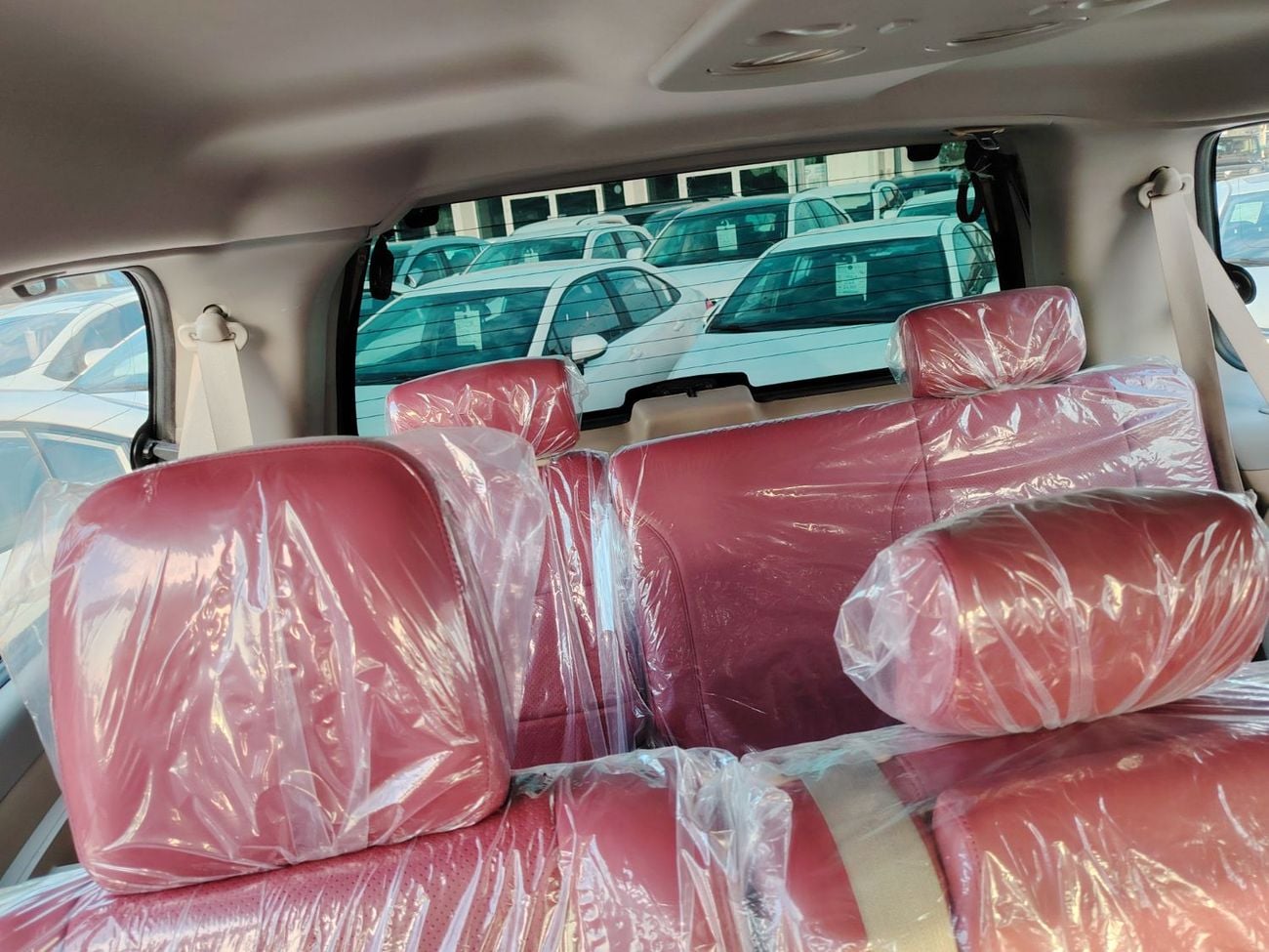 Nissan Armada LE 5.6L (320 HP)