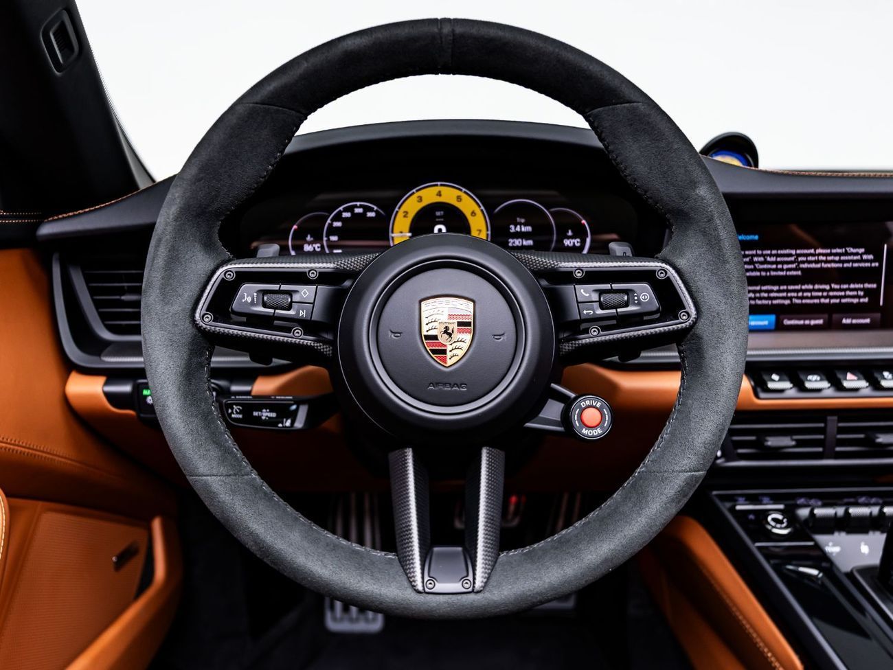 بورش 911 Targa 4GTS 3.0L (475 HP)