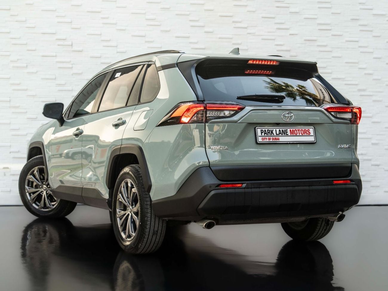 Toyota RAV4 2.5L (2WD) VX