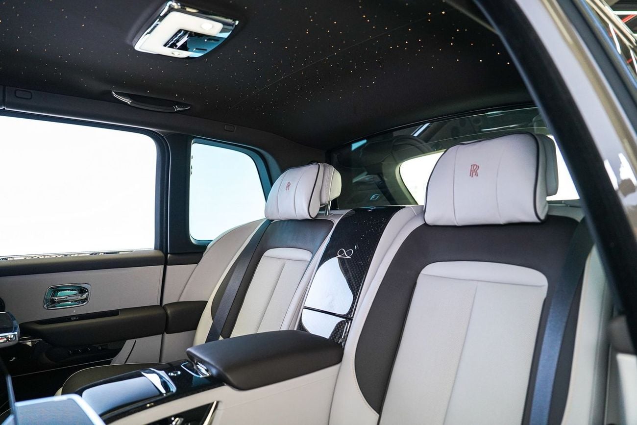 Rolls-Royce Cullinan BLACK BADGE