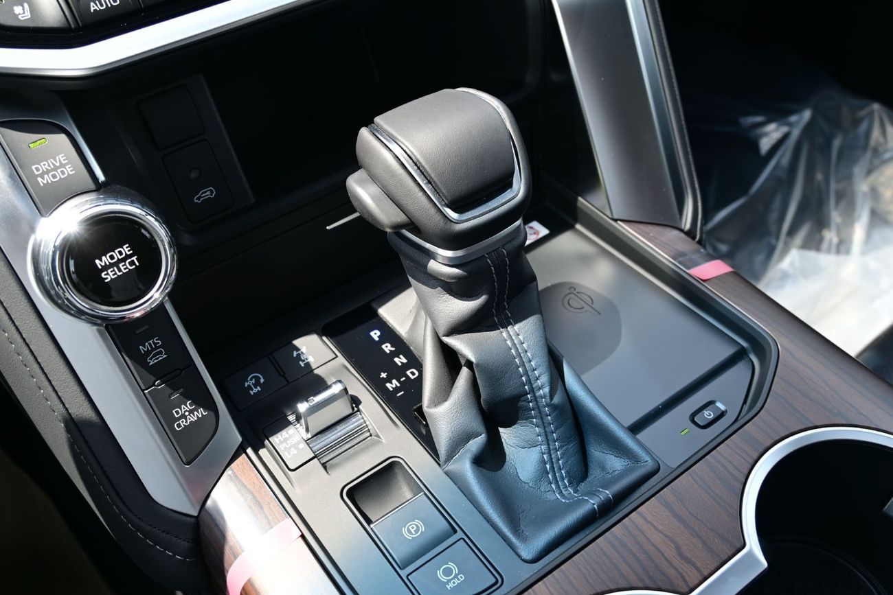تويوتا لاند كروزر Toyota Land Cruiser GX-R 3.3L TwinTurbo V6 Diesel, 4WD