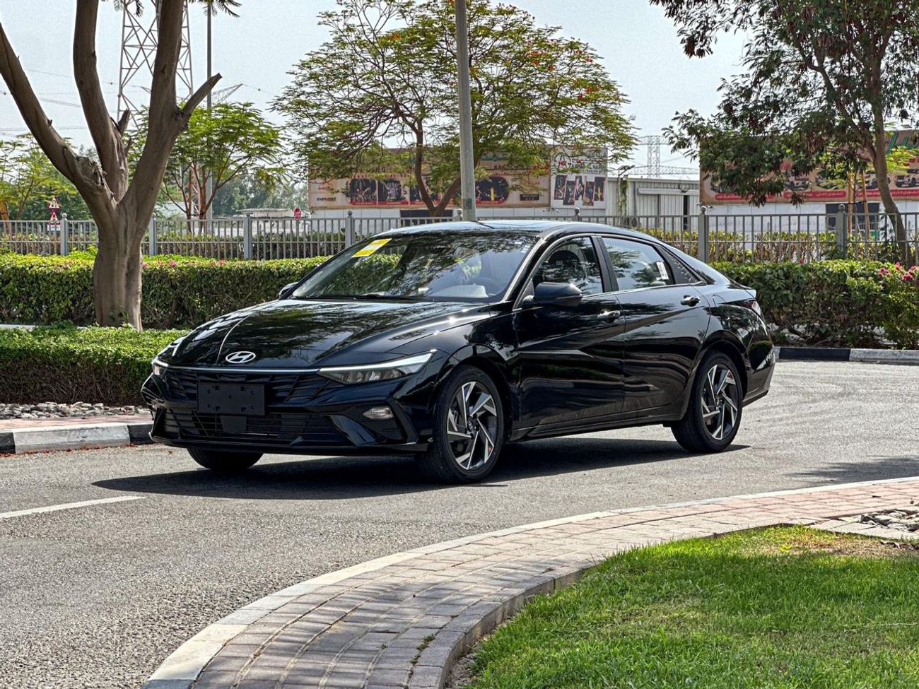 هيونداي إلانترا HYUNDAI ELANTRA 1.5L ELITE GLX 2025